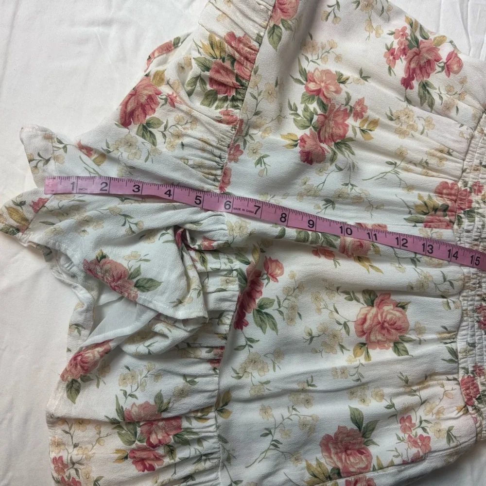American Eagle Cream and Pink Floral Mini Romper Flowy Ruffle Hem Size Large - Picture 13 of 13